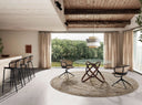 Ronde eettafel met gehard glas en walnoot