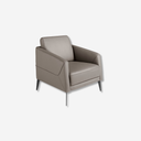 sillón moderno tapizado en piel vacuno color gris topo con patas metálicas negras y líneas limpias