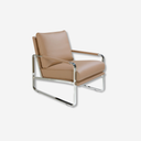 sillón tapizado en polipiel marrón claro con estructura metálica cromada y diseño moderno minimalista