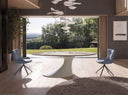 Mesa comedor ovalada mármol porcelánico y fibra de vidrio epoxi arena - Mesa de comedor - El Workshop-Ø220 x 110 x 75 Cm