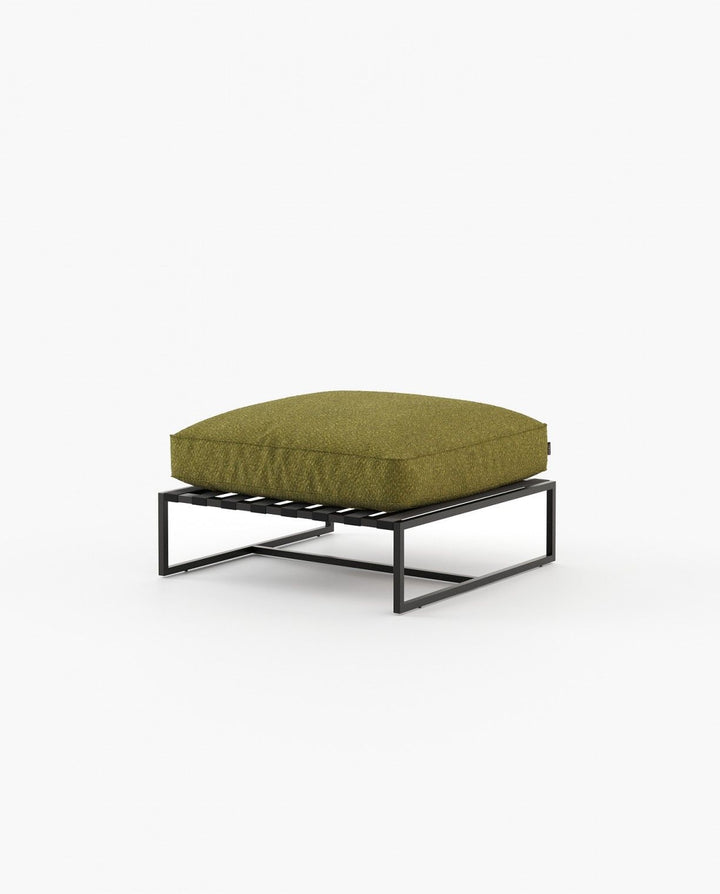 Badi outdoor pouf