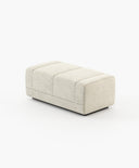Puf rectangular Francis sobre fondo gris de estudio (3)