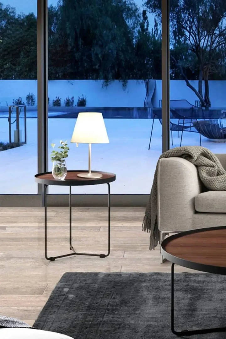 Mesa rincón redonda nogal y acero negro - Mesa auxiliar - El Workshop - Ø50x50cm