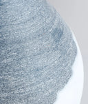 JARRÓN DECORATIVO KONO VIDRIO BLANCO Y AZUL
