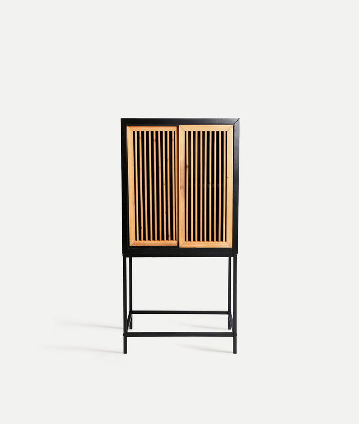 LOMQUI wardrobe