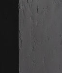 Mesa auxiliar ANNIKA de madera negra artesanal