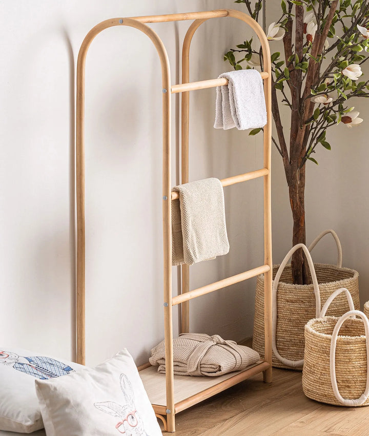 CLEO houten handdoekenrek