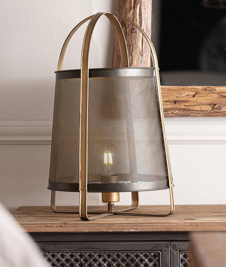 Lámpara de mesa HAIDE de metal dorado y negro - Lámparas de mesa - El Workshop - hierro