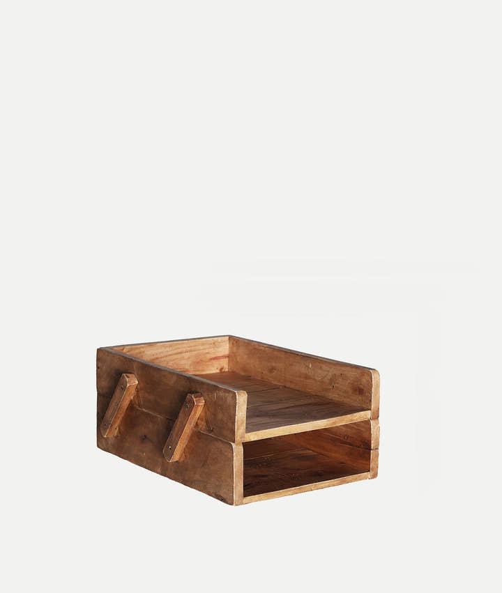 Caja AKVIRAN