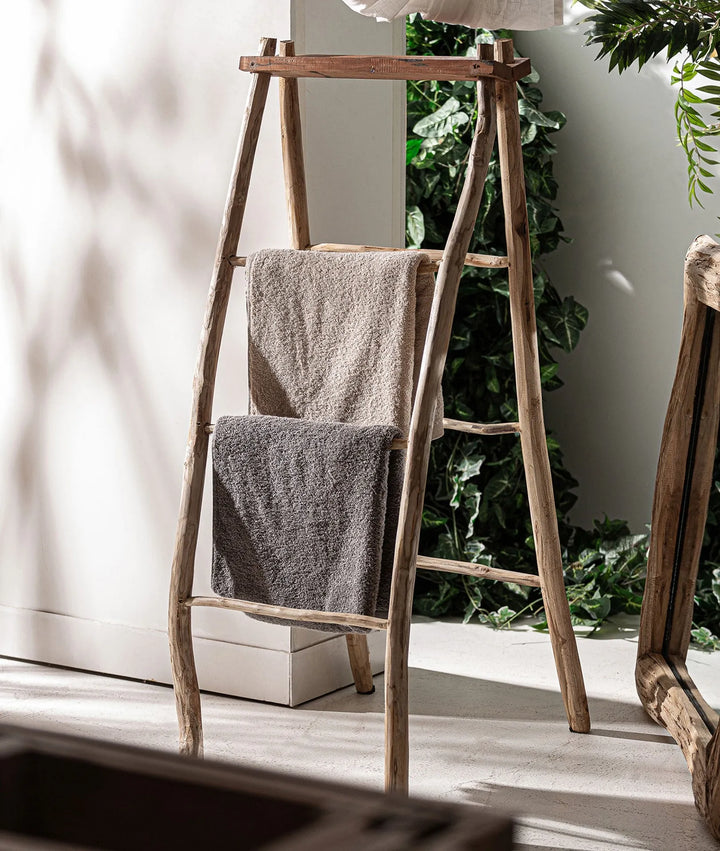 AKVIRAN towel rack
