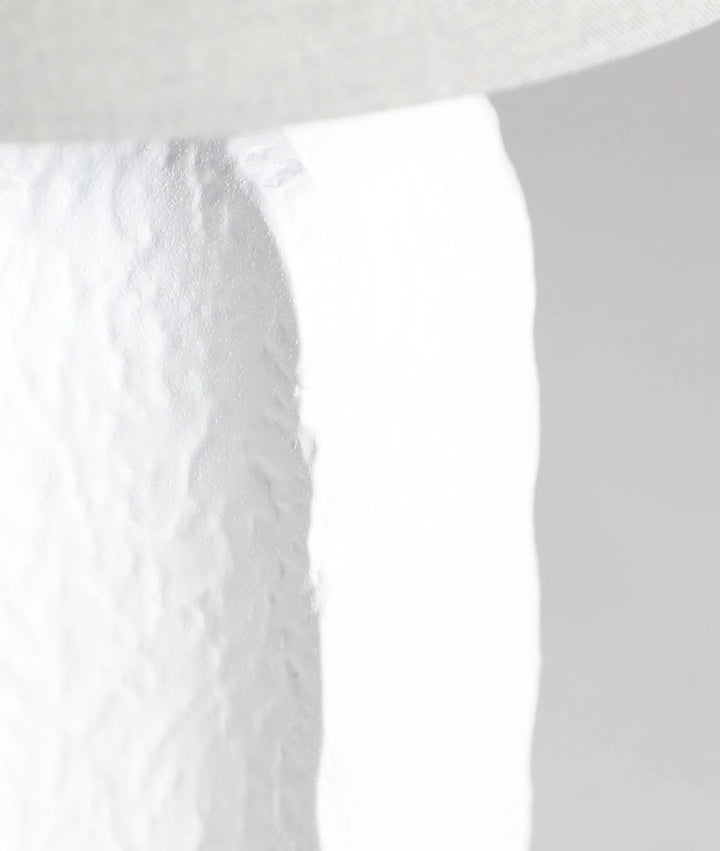 Lámpara de mesa cerámica blanca QUEILA