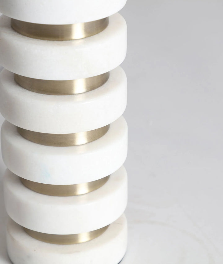 Lámpara de mesa hierro y oro IOLA