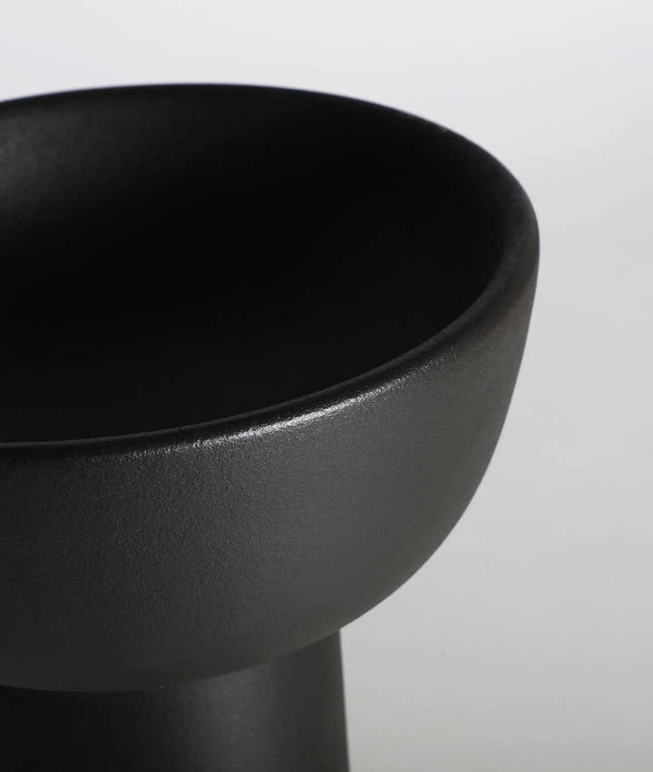 Jarrón de cerámica negra GLESSY - Jarrones y centros - El Workshop - cerámica