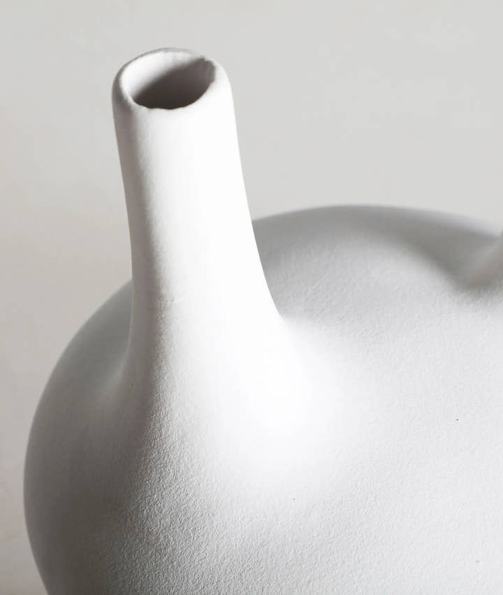 Jarrón ZICK orgánico blanco - Jarrones y centros - El Workshop - cerámica