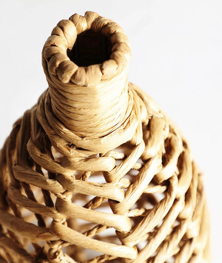Botella LEBORK decorativa en fibra natural estilo boho