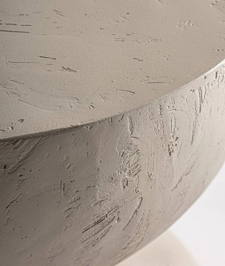 Mesa auxiliar KOTKA de arcilla artesanal con detalles - Mesas auxiliares - El Workshop - arcilla