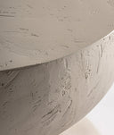 KOTKA bijzettafel van handgemaakte klei met details