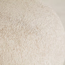 Puff de poliéster en color beige LIGERZ