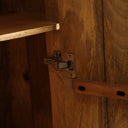 Armario de madera de mango en color marrón claro CROUY