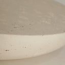Mesa de centro de fibra de vidrio en color blanco ORCAY