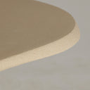 Mesa auxiliar de fibra de vidrio en color beige LATKY