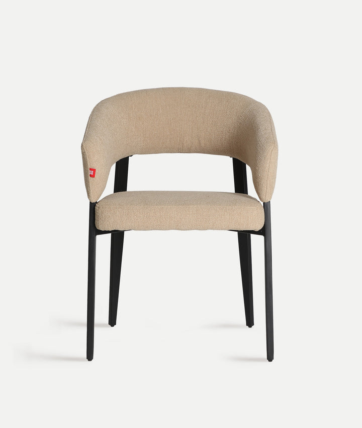 Silla Bruges de estilo contemporáneo sobre fondo gris de estudio (2)