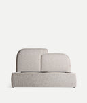 Cama Verna de poliéster gris sobre fondo gris de estudio (4)