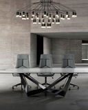 Draaibare bureaustoel in lichtgrijze stof en zwart PVC