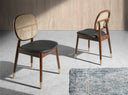 Silla rattan y polipiel negro