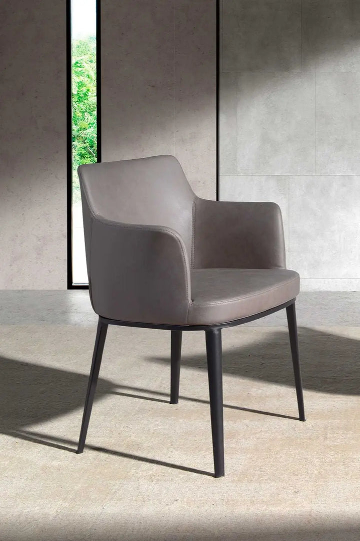 Nertsen stoffen stoel