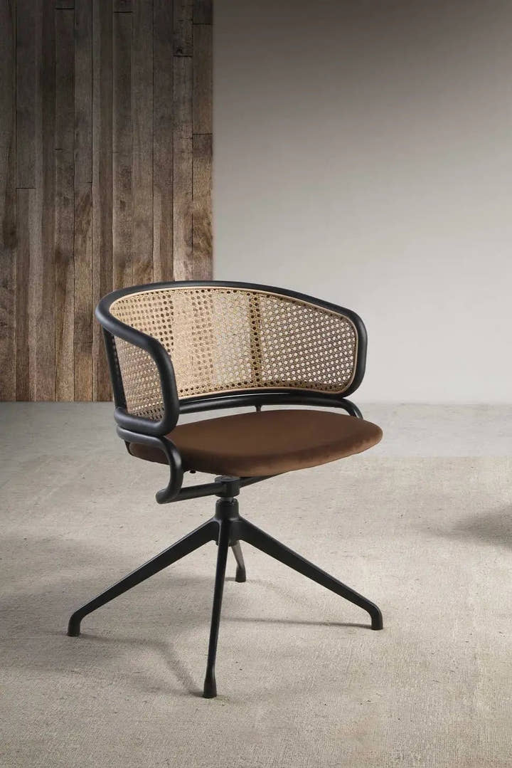 Silla giratoria rattan y terciopelo marrón - Silla - El Workshop - madera - oscura