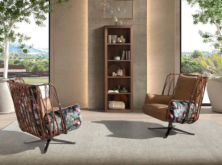 Draaifauteuil in leer en stof met bruine print