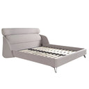 Lichtgrijs stoffen bed