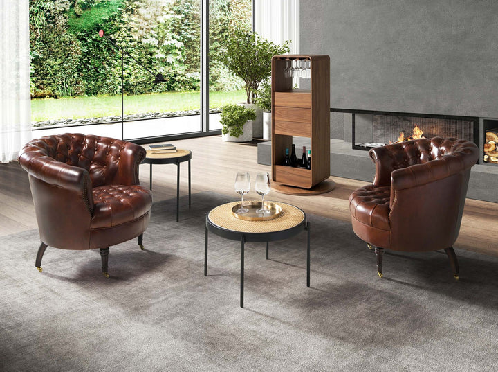 Sillón Chester piel marrón coñac en ambiente decorado (2)
