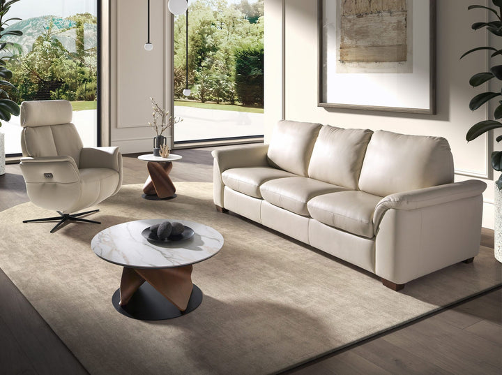 Sillón relax giratorio piel gris perla en ambiente decorado (2)