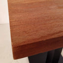 SOBRE Mesa de madera maciza - Mesa - El Workshop - 70 X 70 Cm