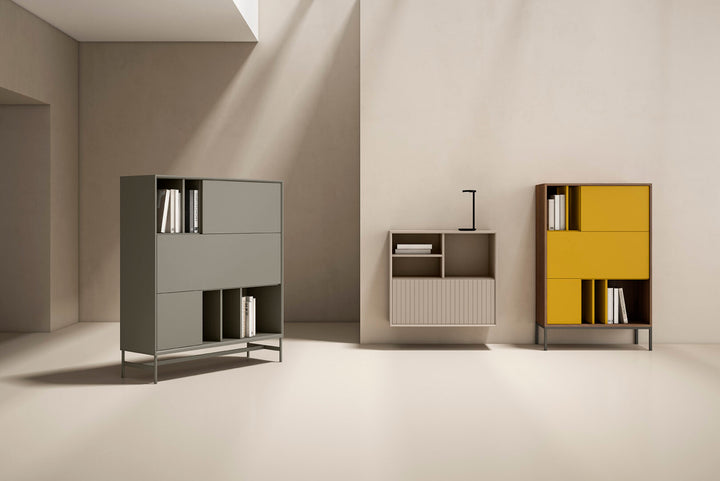 Custom-made lacquered wooden shelving unit - Hydra