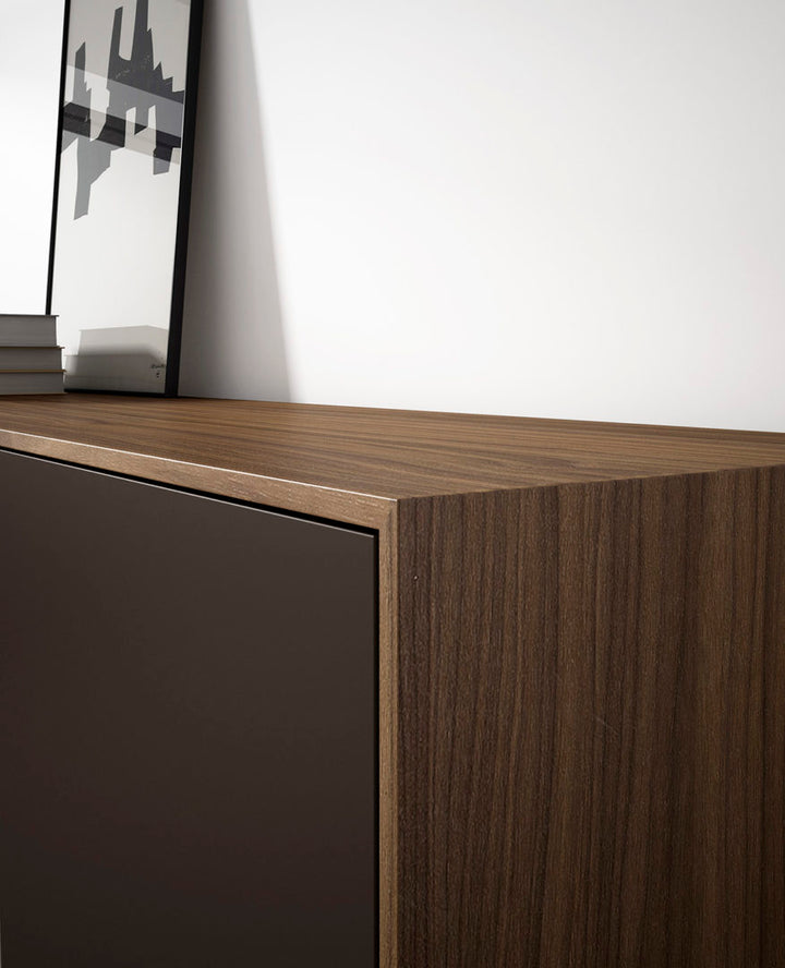 Alicia sideboard – customizable and elegant design.