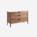 Cómoda de diseño moderno con estructura de madera chapada en nogal natural y unas originales patas de madera chapada en nogal natural. 