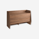 Cómoda de diseño moderno con estructura de madera chapada en nogal natural y unas originales patas de madera chapada en nogal natural.
