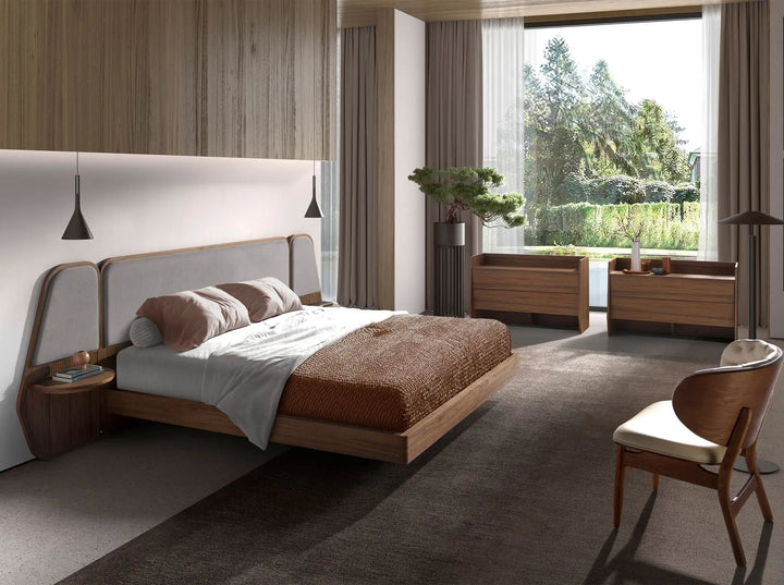 Comoda de diseno moderno con estructura de madera chapada en nogal natural y unas originales patas de madera chapada en nogal natural.