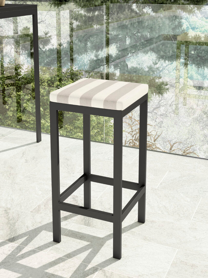 Custom-made outdoor high table and stool set - Carpino 