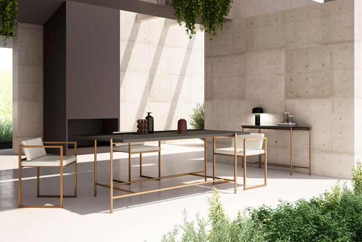 Custom-made Amareno outdoor dining table 