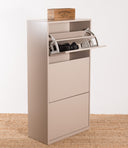 Customizable lacquered wooden shoe rack 