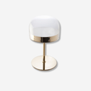 Lampara de sobremesa con cuerpo, base y detalles en acero dorado