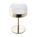 Lampara de sobremesa con cuerpo, base y detalles en acero dorado