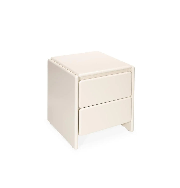 mari mesita de noche lacada