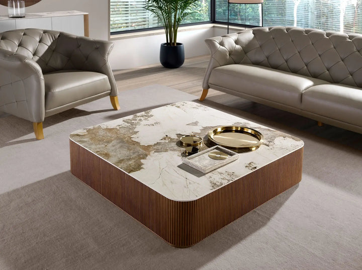 Mesa centro cuadrada de marmol porcelanico y nogal