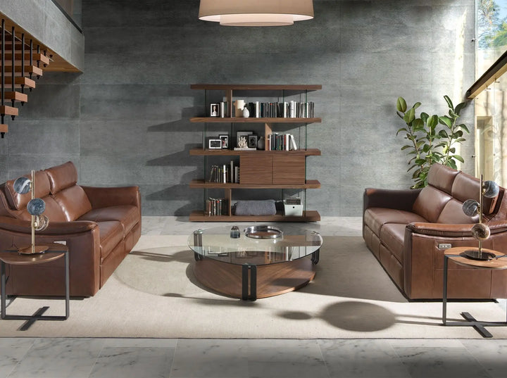 Mesa centro triangular cristal templado, acero negro y nogal