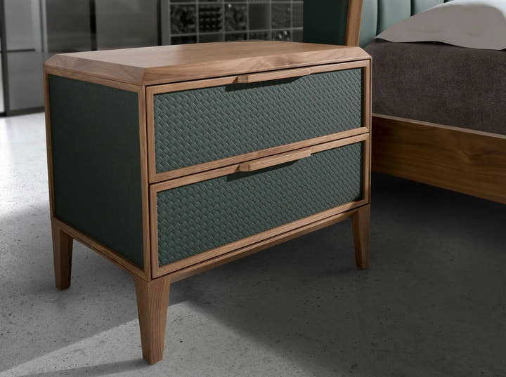 Mesita de noche pvc verde oscuro y nogal - Mesitas de noche - El Workshop - 60x40x51cm
